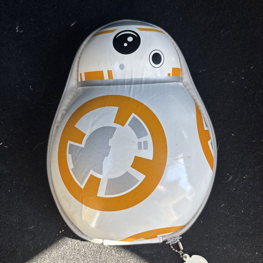 Disney Store BB-8 Star Wars Zip-Up Stationery Set Store & Carry (inside empty)